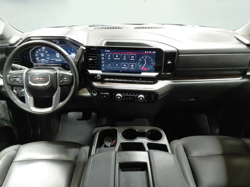Certified 2025 GMC Sierra 1500 SLT AWD/4WD image 24