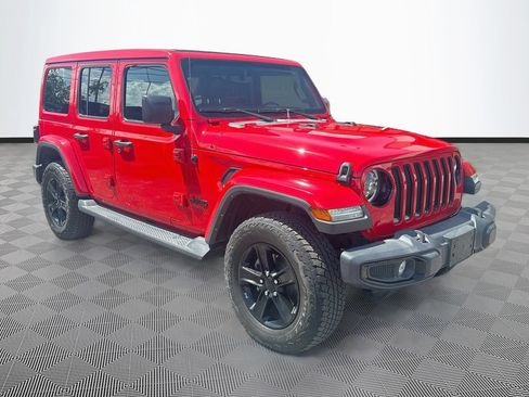 Used 2023 Jeep Wrangler Unlimited Sahara AWD/4WD image 4