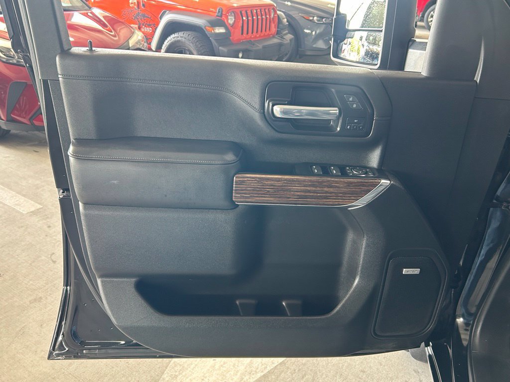 Used 2022 Chevrolet Silverado 3500 High Country w/ Technology Package AWD/4WD image 19