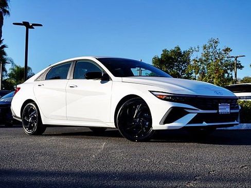 New 2026 Hyundai Elantra Sport image 2