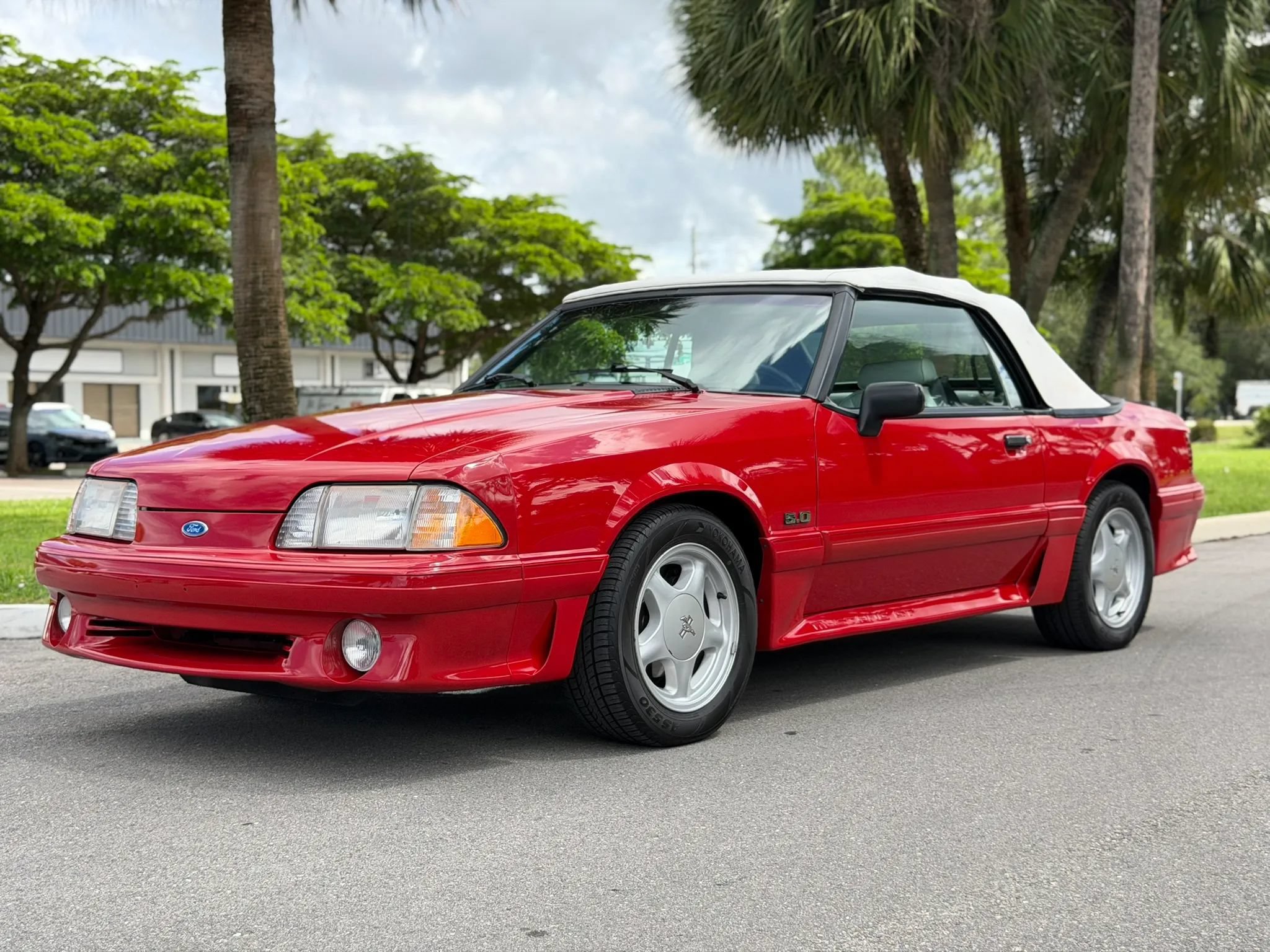Used 1993 Ford Mustang GT RWD image 13