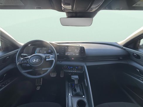 New 2026 Hyundai Elantra Sport image 7