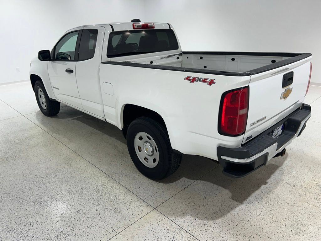 Used 2017 Chevrolet Colorado W/T w/ WT Convenience Package AWD/4WD image 3
