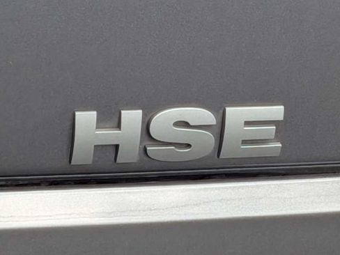 Used 2016 Land Rover LR4 HSE AWD/4WD image 14