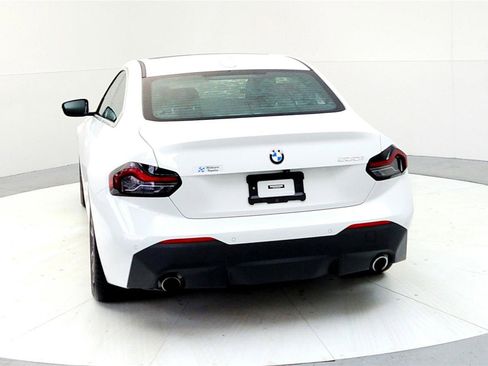 Used 2022 BMW 230i Coupe w/ Premium Package image 5