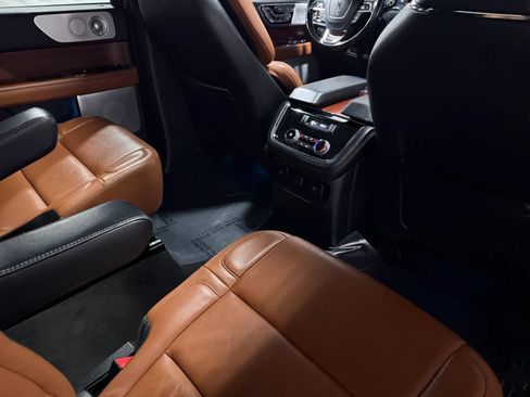 Used 2021 Lincoln Navigator Reserve w/ Luxury Package AWD/4WD image 70