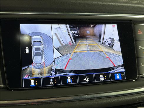 Certified 2023 Buick Enclave Avenir w/ Avenir Technology Package FWD image 32