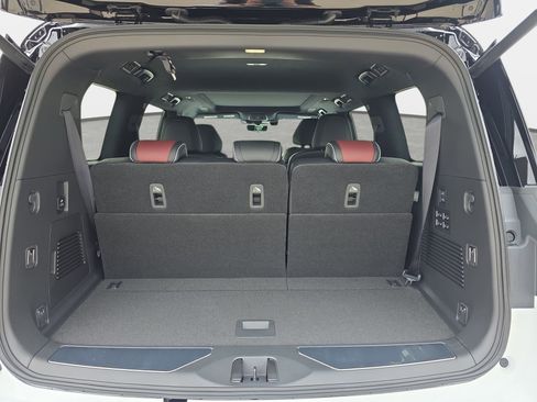 New 2026 INFINITI QX80 Autograph image 12