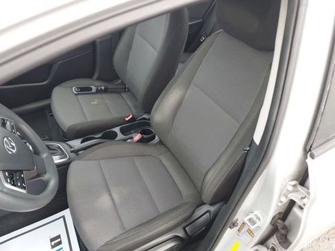 Used 2018 Hyundai Accent SE image 15