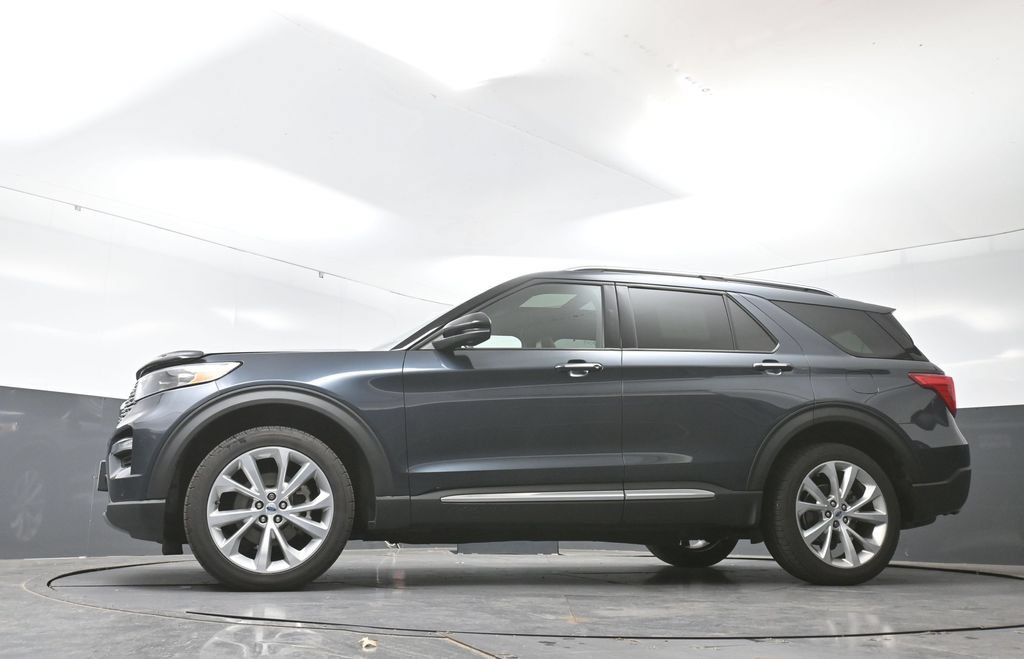 Used 2022 Ford Explorer Platinum w/ Equipment Group 601A AWD/4WD image 57