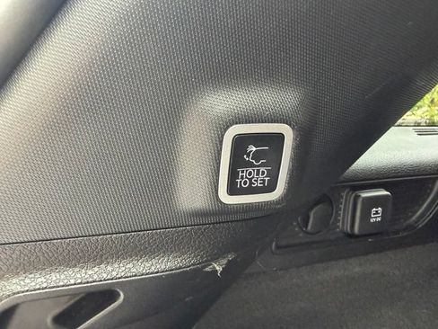 Used 2022 Jeep Grand Cherokee Summit AWD/4WD image 31