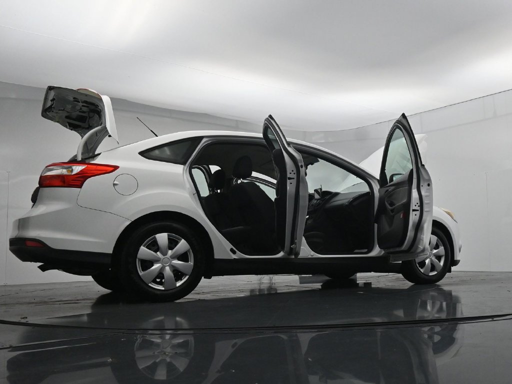 Used 2012 Ford Focus S FWD image 43