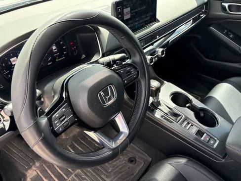 Used 2024 Honda Civic Touring image 10