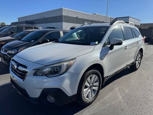Used 2018 Subaru Outback 2.5i Premium AWD/4WD image 1