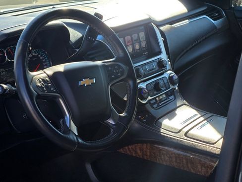 Used 2016 Chevrolet Suburban LTZ image 30