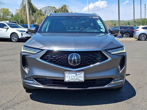 Used 2022 Acura MDX SH-AWD w/ Advance Package image 2
