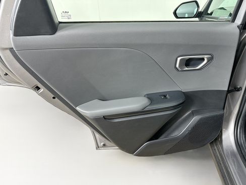 Used 2025 Kia K4 FWD image 25