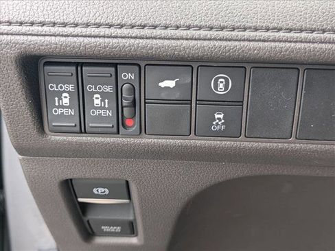 Used 2022 Honda Odyssey EX-L image 9