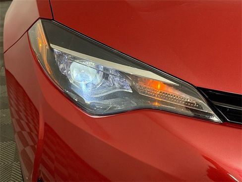 Certified 2017 Toyota Corolla LE image 3