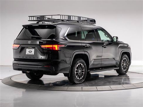 Used 2024 Toyota Sequoia SR5 w/ SR5 Premium Package AWD/4WD image 5
