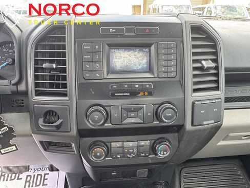 Used 2022 Ford F250 XL w/ Power Equipment Group image 20