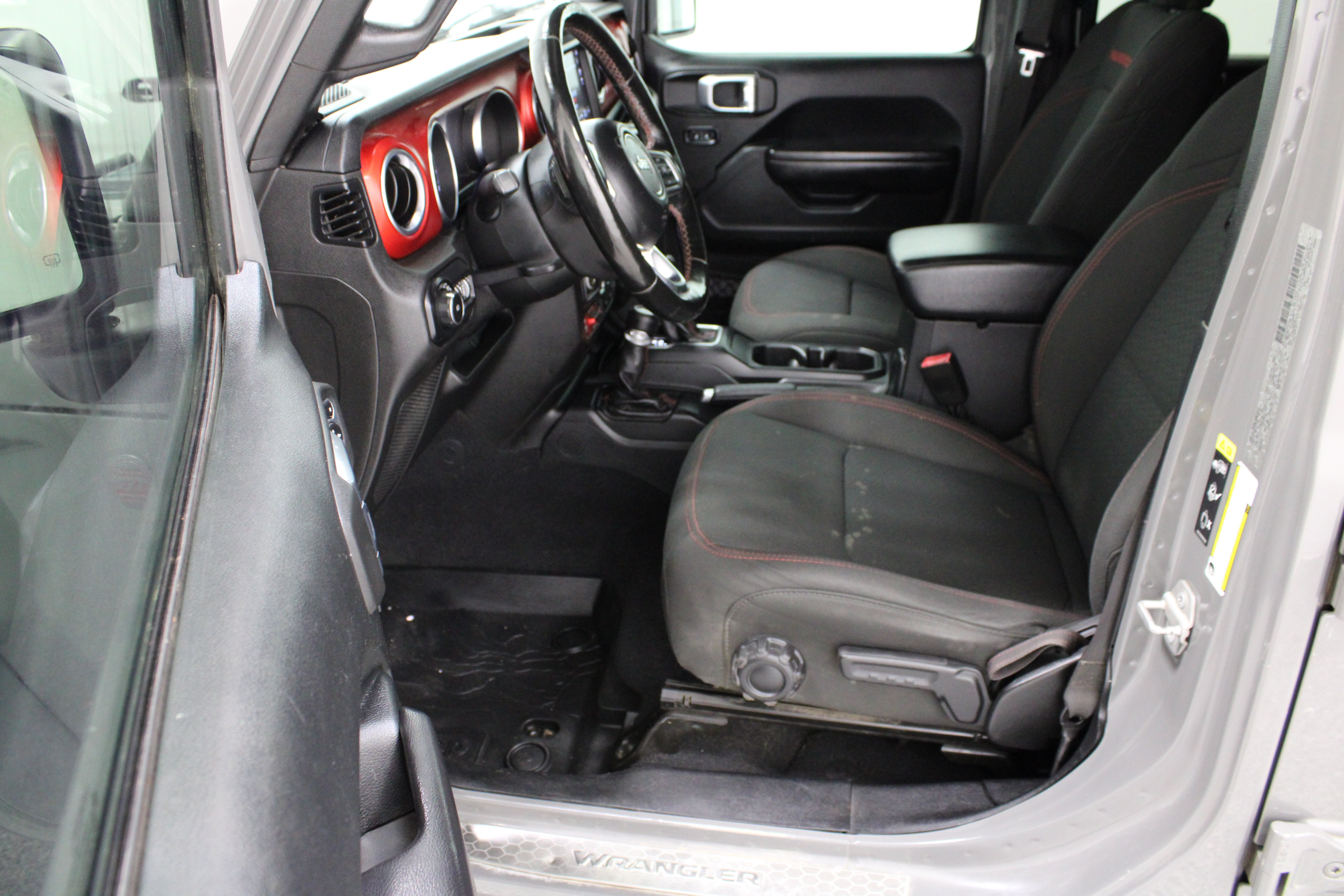 Used 2020 Jeep Wrangler Unlimited Rubicon AWD/4WD image 15