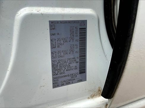 Used 2024 Nissan Frontier SV w/ SV Convenience Package image 3