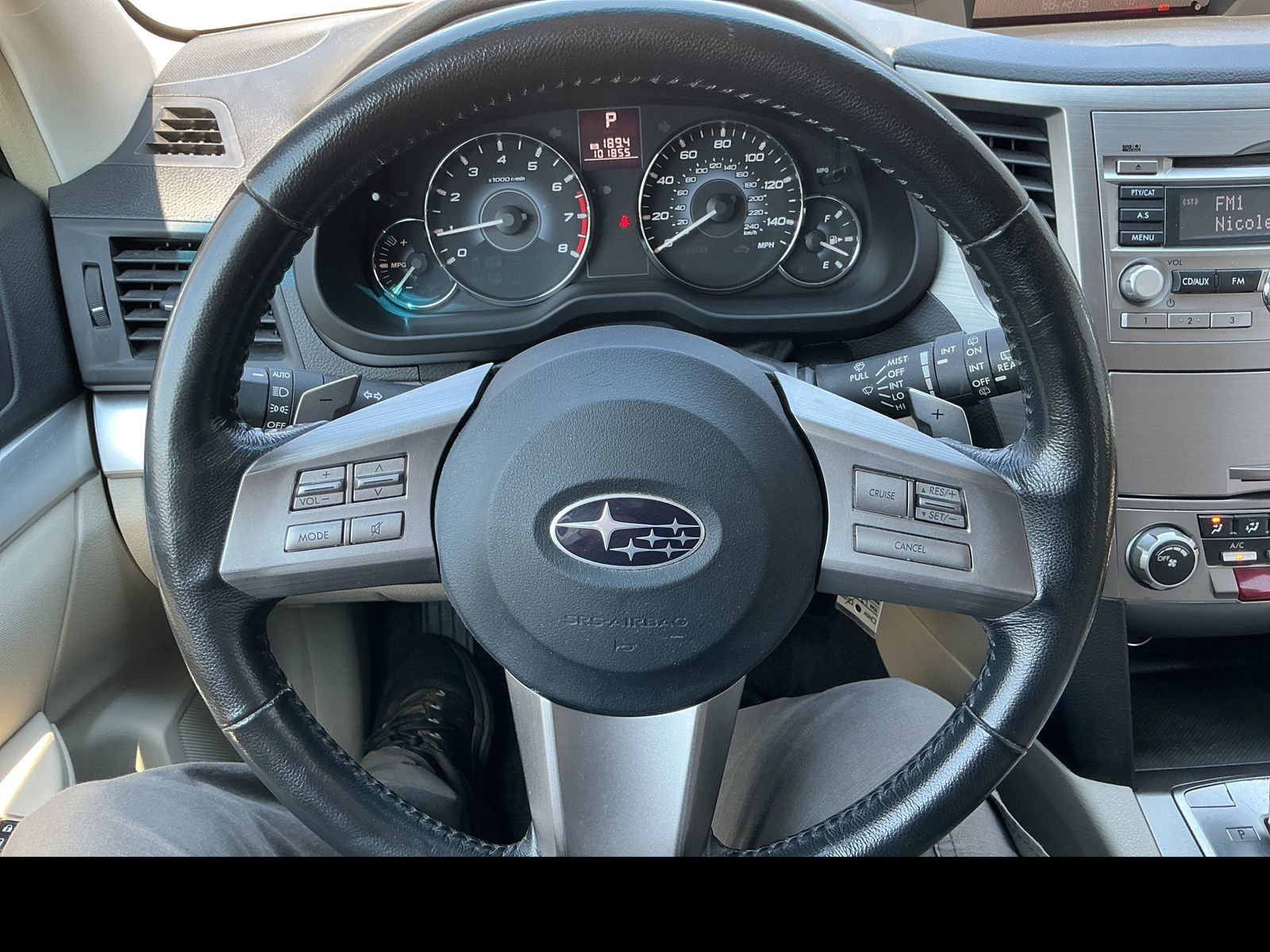 Used 2010 Subaru Outback 2.5i Premium AWD/4WD image 14