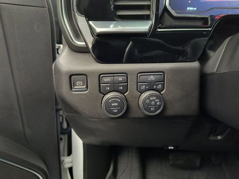 Used 2023 Chevrolet Silverado 1500 RST w/ Z71 Off-Road Package image 15