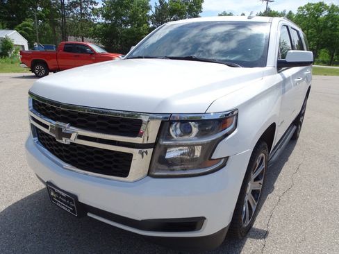 Used 2019 Chevrolet Tahoe LS AWD/4WD image 6