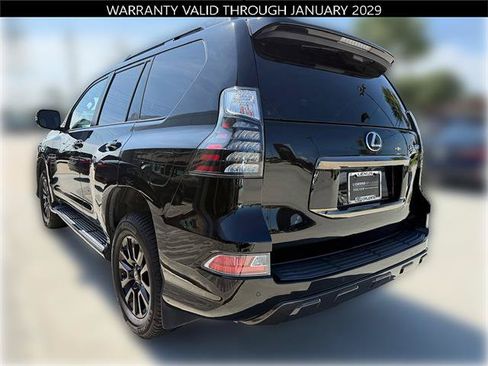 Certified 2023 Lexus GX 460 w/ Black Line Special Edition AWD/4WD image 6