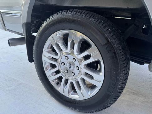 Used 2012 Ford F150 Platinum image 40