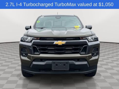 Used 2024 Chevrolet Colorado LT w/ LT Convenience Package AWD/4WD image 2