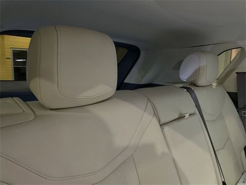 Used 2025 Cadillac XT5 Premium Luxury w/ Technology Package image 21
