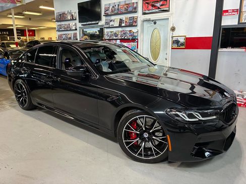 Used 2022 BMW M5 w/ Competition Package AWD/4WD image 1