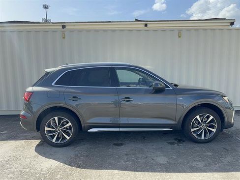 Used 2022 Audi Q5 2.0T Premium Plus AWD/4WD image 2