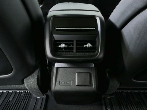 Used 2026 Cadillac Lyriq V AWD/4WD image 18