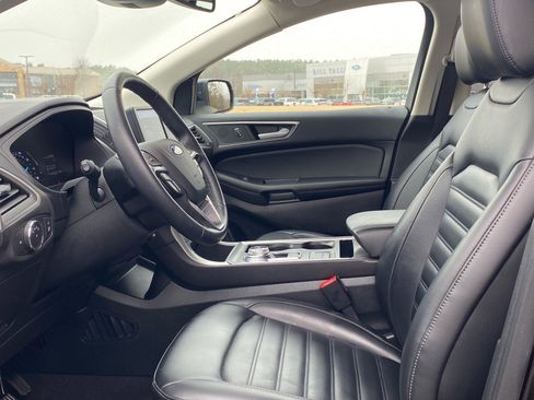 Certified 2022 Ford Edge SEL w/ Convenience Package image 13