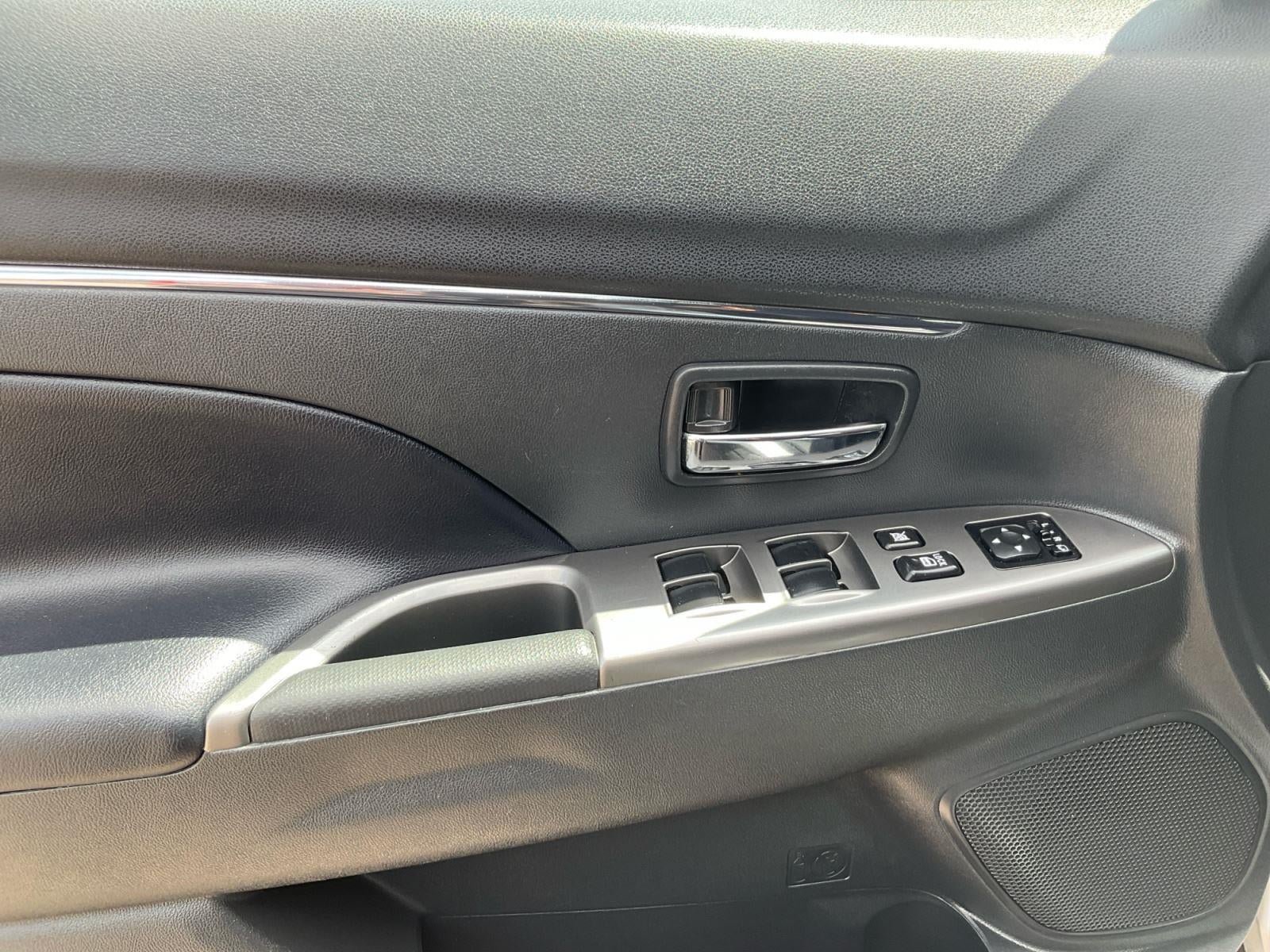 Used 2024 Mitsubishi Outlander Sport AWD image 19