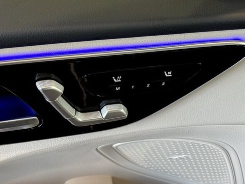 Certified 2025 Mercedes-Benz C 300 Sedan image 13