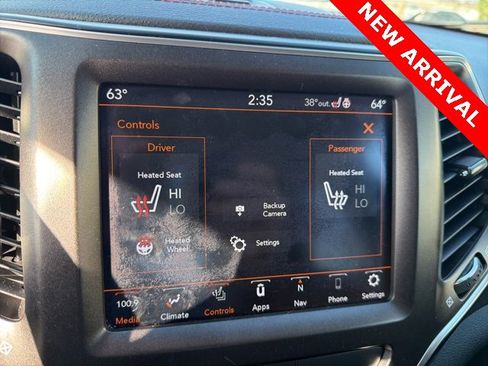 Used 2020 Jeep Cherokee Trailhawk w/ Comfort/Convenience Group image 16