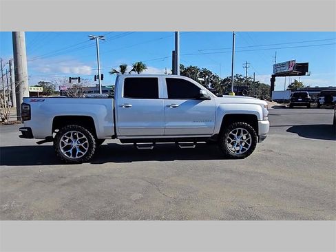 Used 2017 Chevrolet Silverado 1500 LT w/ All Star Edition image 34