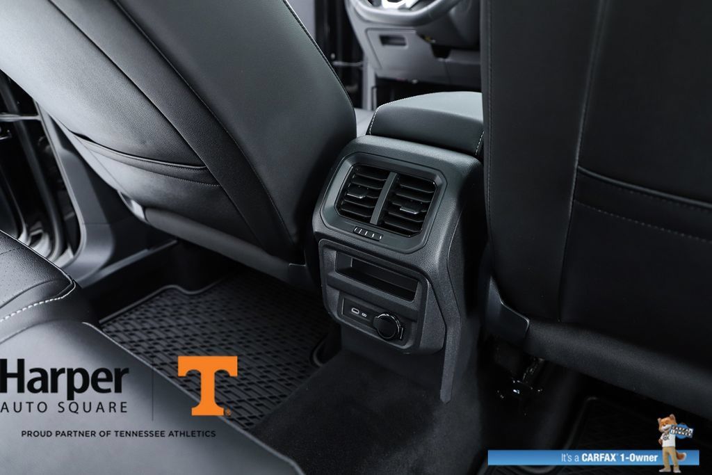 Used 2023 Volkswagen Tiguan SE w/ Panoramic Sunroof Package FWD image 76