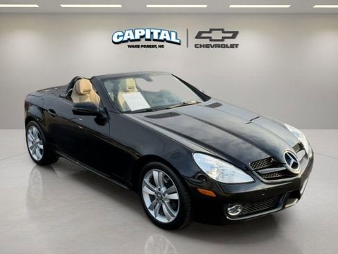 Used 2010 Mercedes-Benz SLK 300 image 7