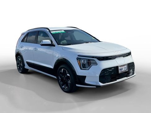 Used 2024 Kia Niro Wind FWD image 7