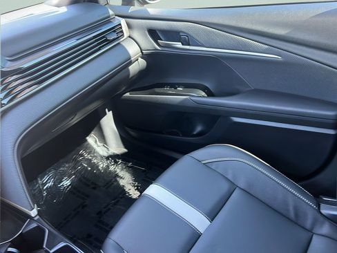 Used 2025 Toyota Camry SE w/ Multimedia Upgrade Package FWD image 12