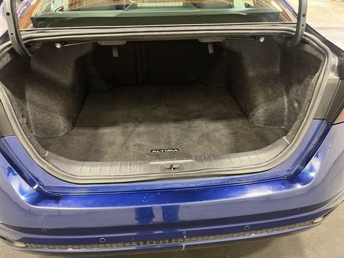 Used 2023 Nissan Altima 2.5 S FWD image 26