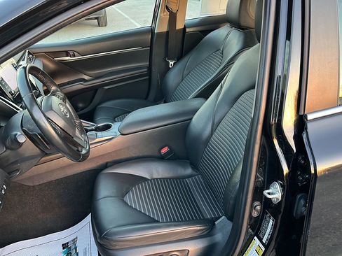 Used 2023 Toyota Camry SE image 22