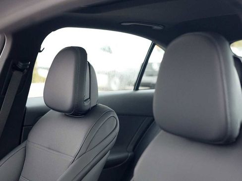 Used 2026 Mercedes-Benz C 300 4MATIC Sedan image 23