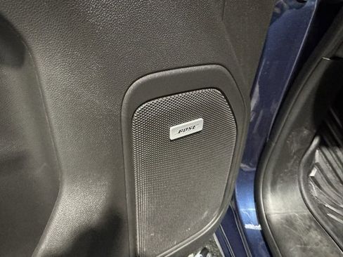 Used 2020 Chevrolet Silverado 1500 LTZ w/ LTZ Premium Package image 7